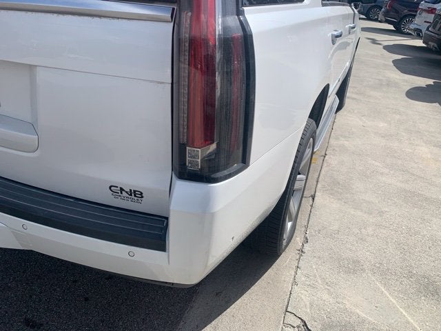 2018 Cadillac Escalade Luxury