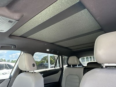 2024 Volkswagen Atlas Cross Sport 2.0T SEL R-Line