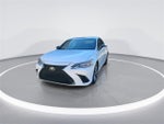 2019 Lexus ES 