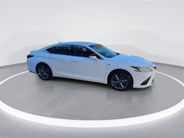 2019 Lexus ES 