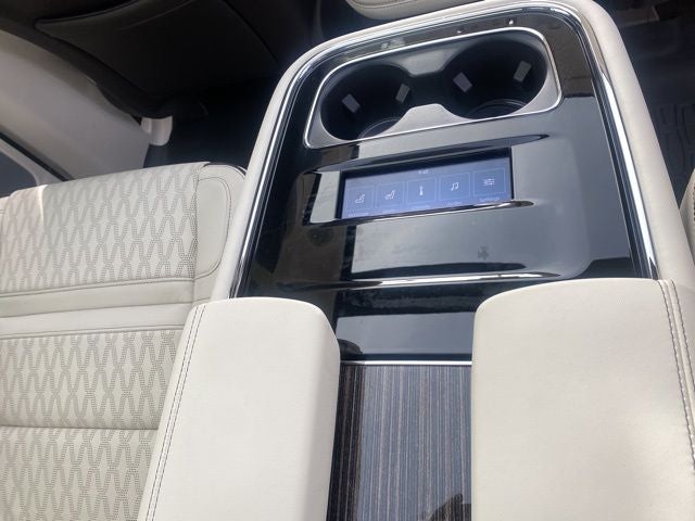 2024 Lincoln Navigator Black Label