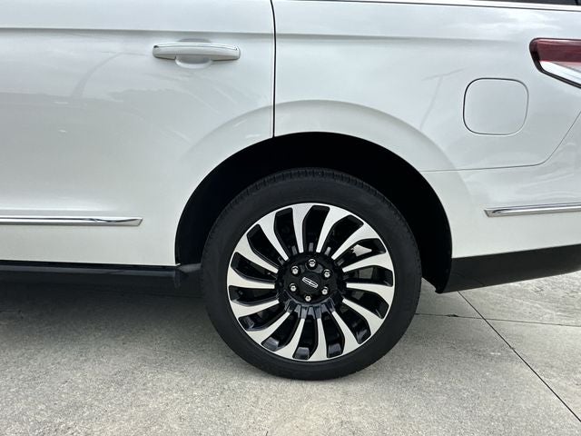 2024 Lincoln Navigator Black Label