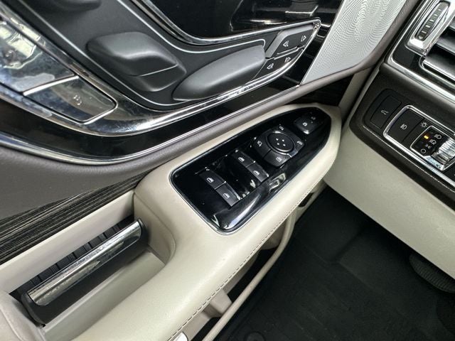 2024 Lincoln Navigator Black Label