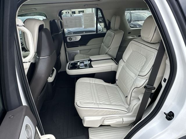 2024 Lincoln Navigator Black Label