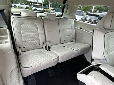 2024 Lincoln Navigator Black Label