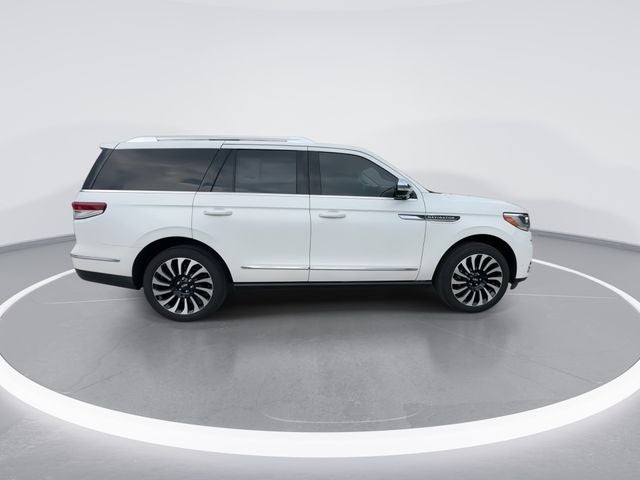 2024 Lincoln Navigator Black Label
