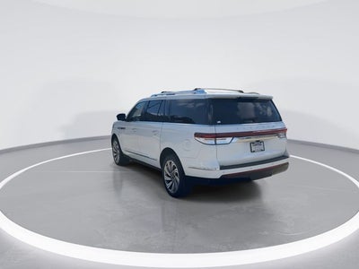 2023 Lincoln Navigator L L Reserve
