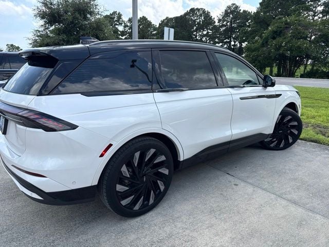 2024 Lincoln Nautilus Reserve