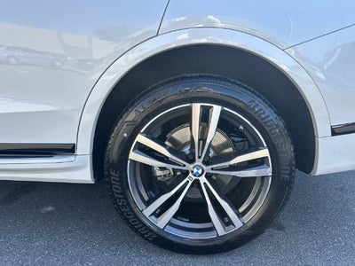 2022 BMW X7 xDrive40i