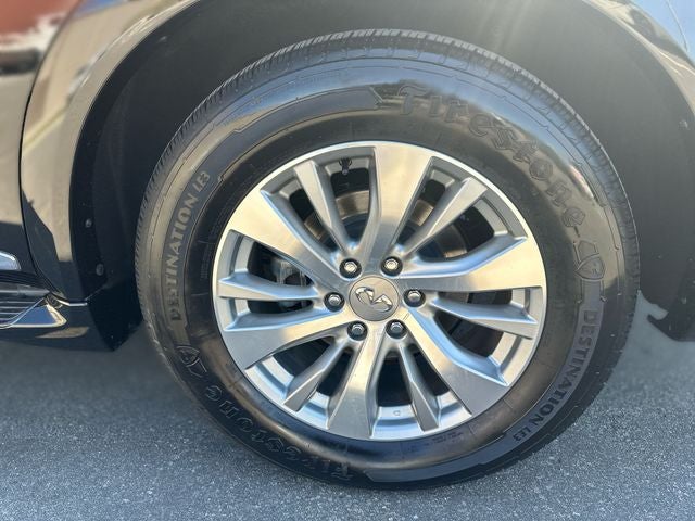 2016 INFINITI QX80 Base