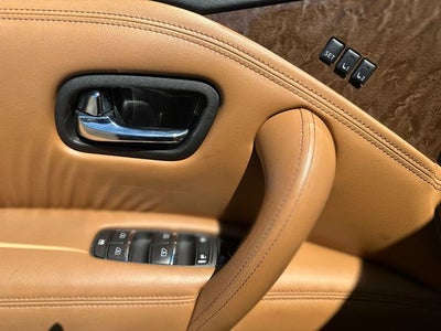 2016 INFINITI QX80 Base