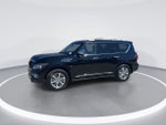 2016 INFINITI QX80 Base