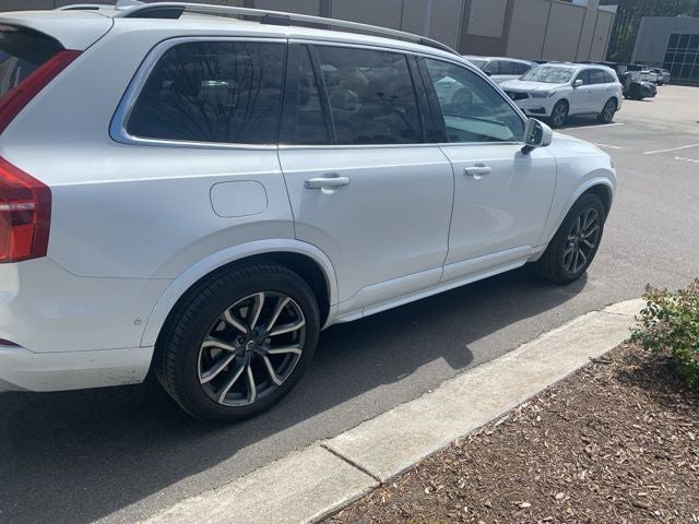 2018 Volvo XC90 T6 Momentum