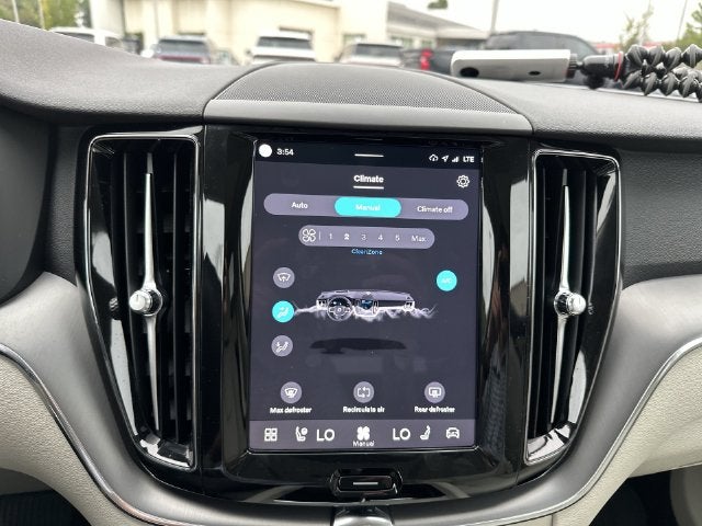 2024 Volvo XC60 B5 Core