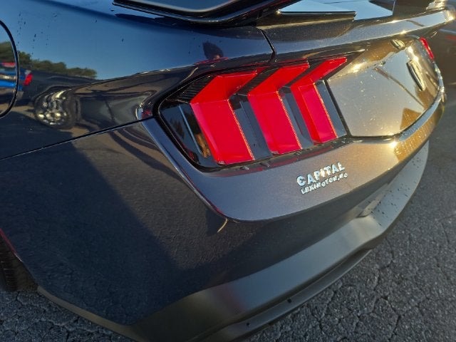 2025 Ford Mustang Dark Horse