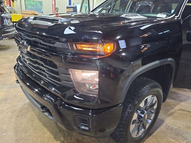 2024 Chevrolet Silverado 2500HD Custom