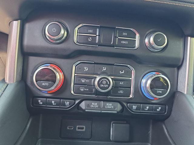 2021 GMC Yukon XL SLT