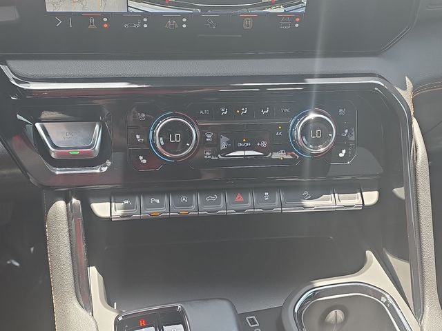 2025 GMC Sierra 1500 AT4