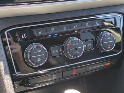 2021 Volkswagen Atlas 3.6L V6 SEL Premium R-Line