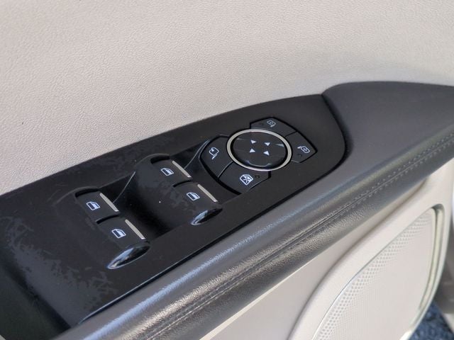 2019 Lincoln Nautilus Select