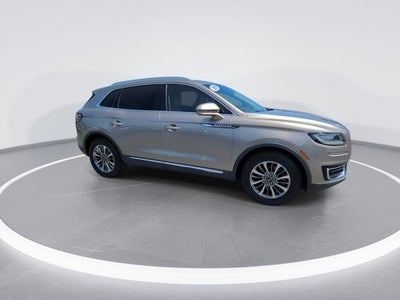 2019 Lincoln Nautilus Select