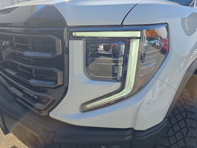 2025 GMC Sierra 1500 AT4X