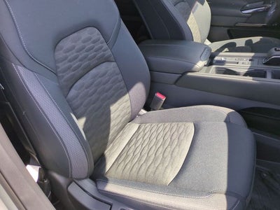 2025 Nissan Pathfinder S