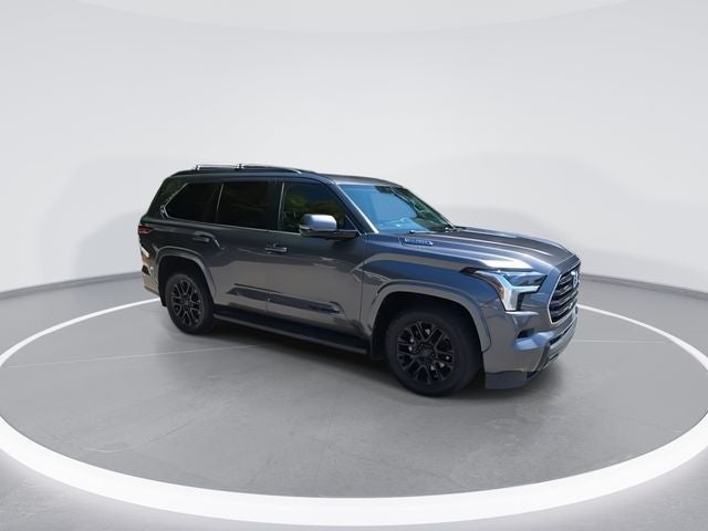 2024 Toyota Sequoia SR5