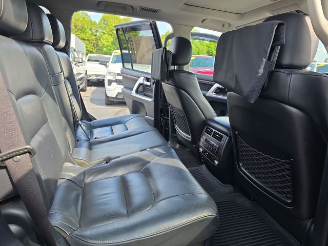 2017 Toyota Land Cruiser Base