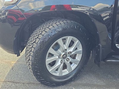 2017 Toyota Land Cruiser Base