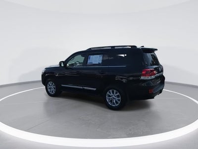 2017 Toyota Land Cruiser Base