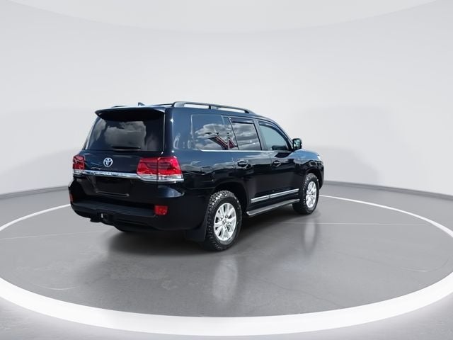2017 Toyota Land Cruiser Base