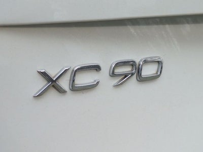 2021 Volvo XC90 T6 Momentum