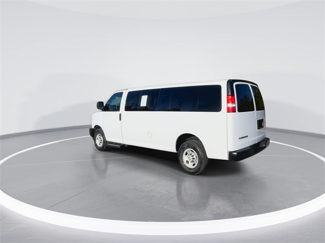 2023 Chevrolet Express 3500 LS Passenger