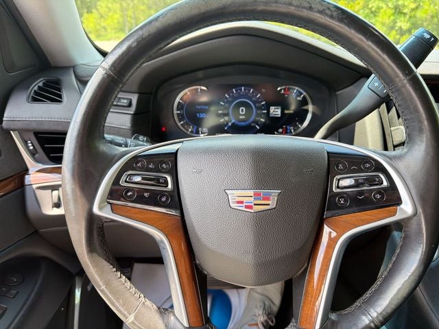 2018 Cadillac Escalade Luxury