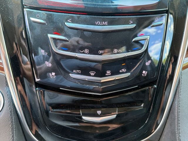 2018 Cadillac Escalade Luxury