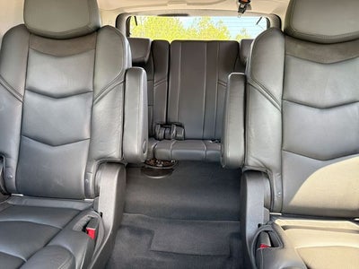 2018 Cadillac Escalade Luxury
