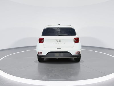 2022 Hyundai Venue SE