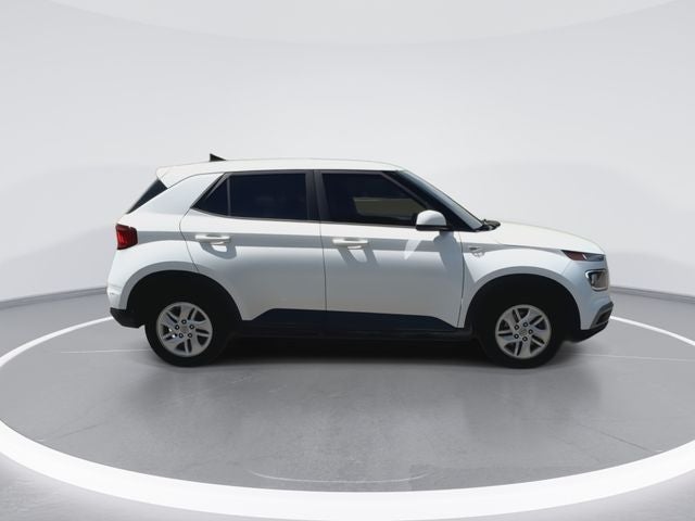 2022 Hyundai Venue SE