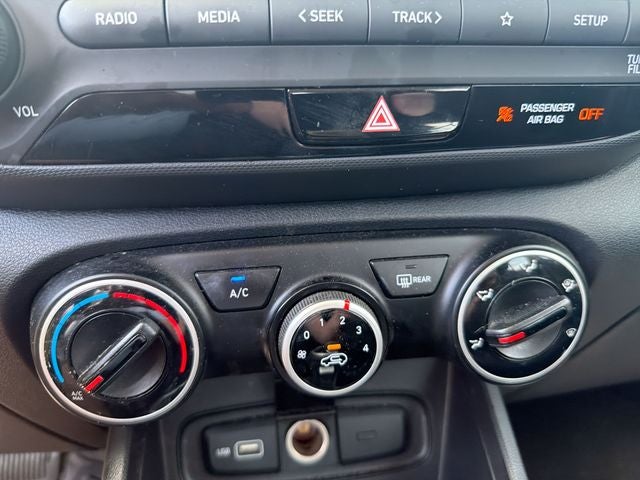2022 Hyundai Venue SE