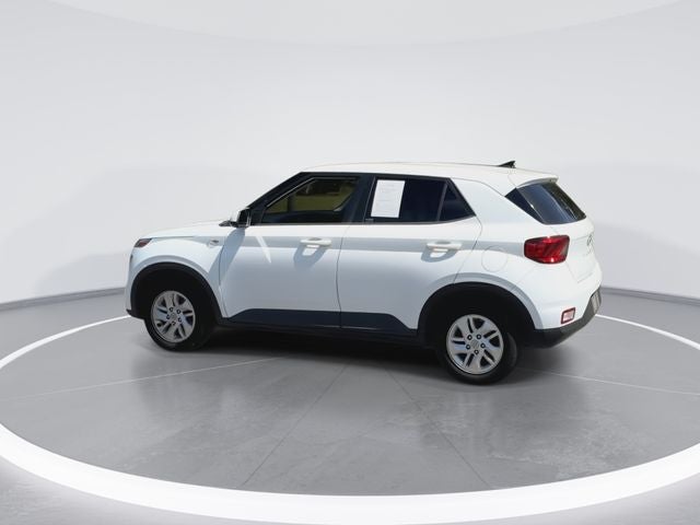 2022 Hyundai Venue SE
