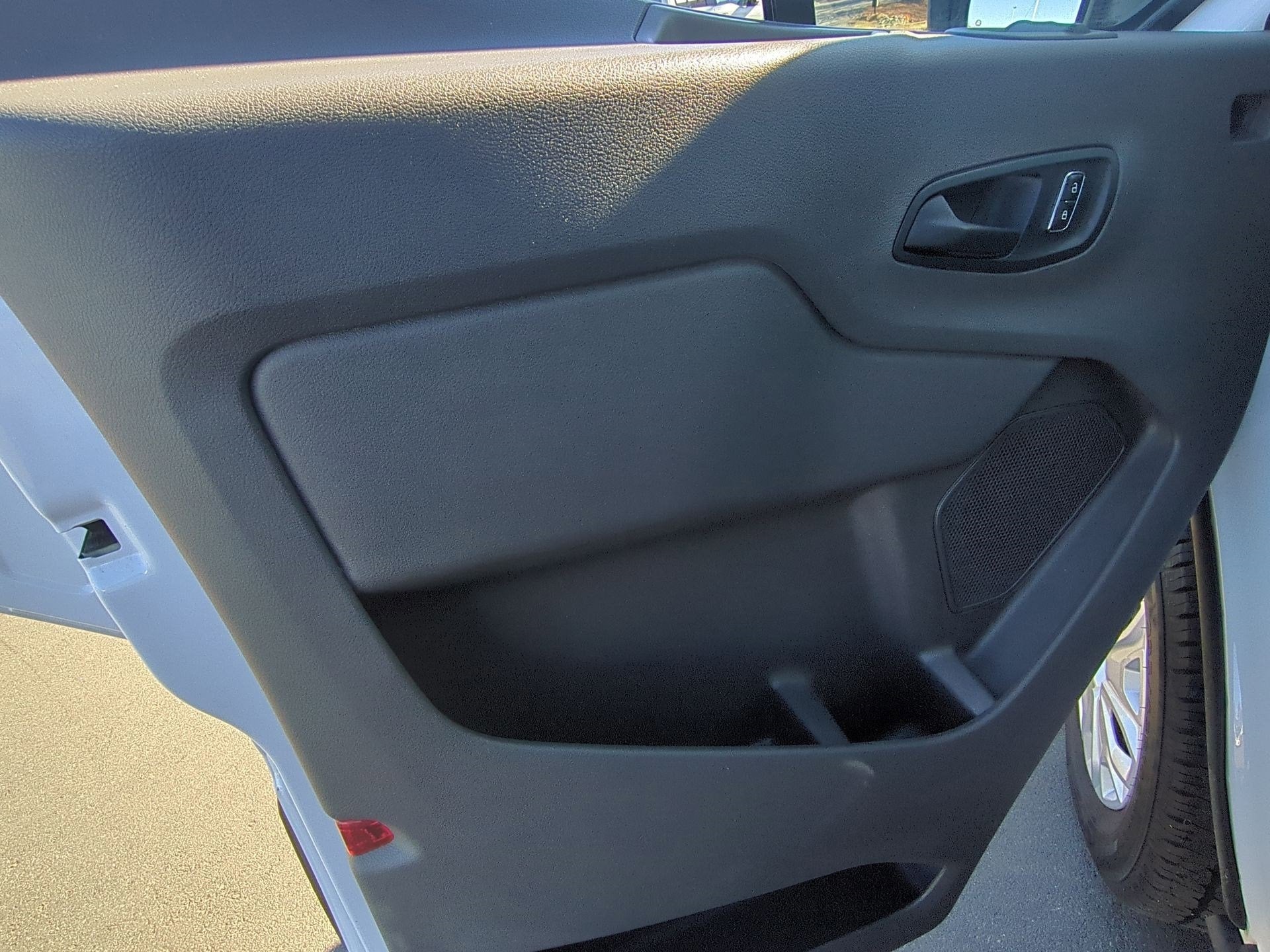 2022 Ford Transit Passenger Wagon XLT