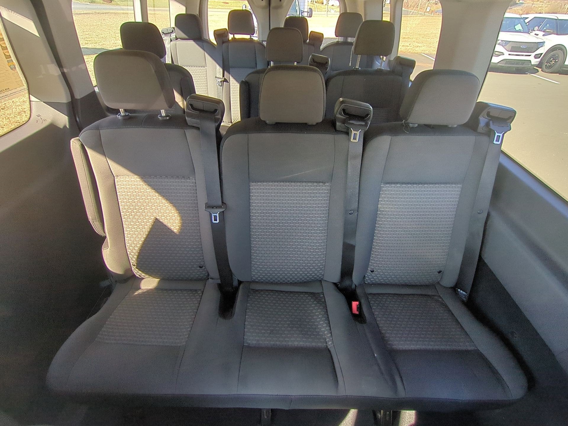 2022 Ford Transit Passenger Wagon XLT