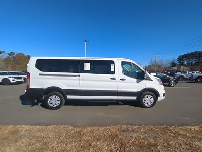 2022 Ford Transit Passenger Wagon XLT