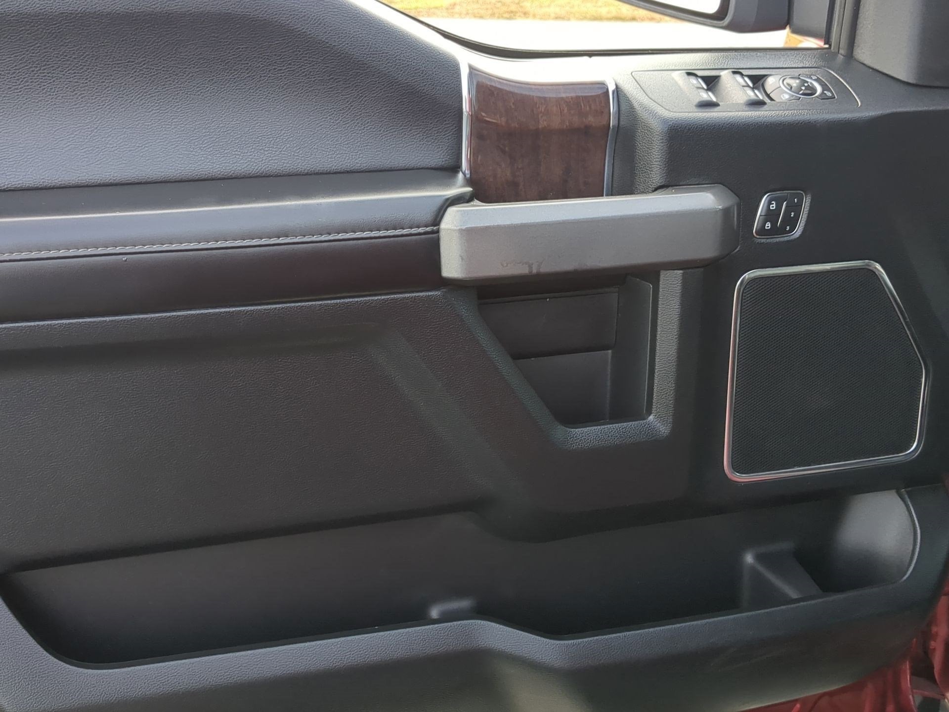 2016 Ford F-150 Platinum