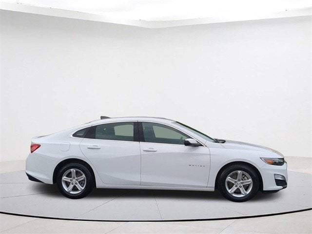 2022 Chevrolet Malibu LS