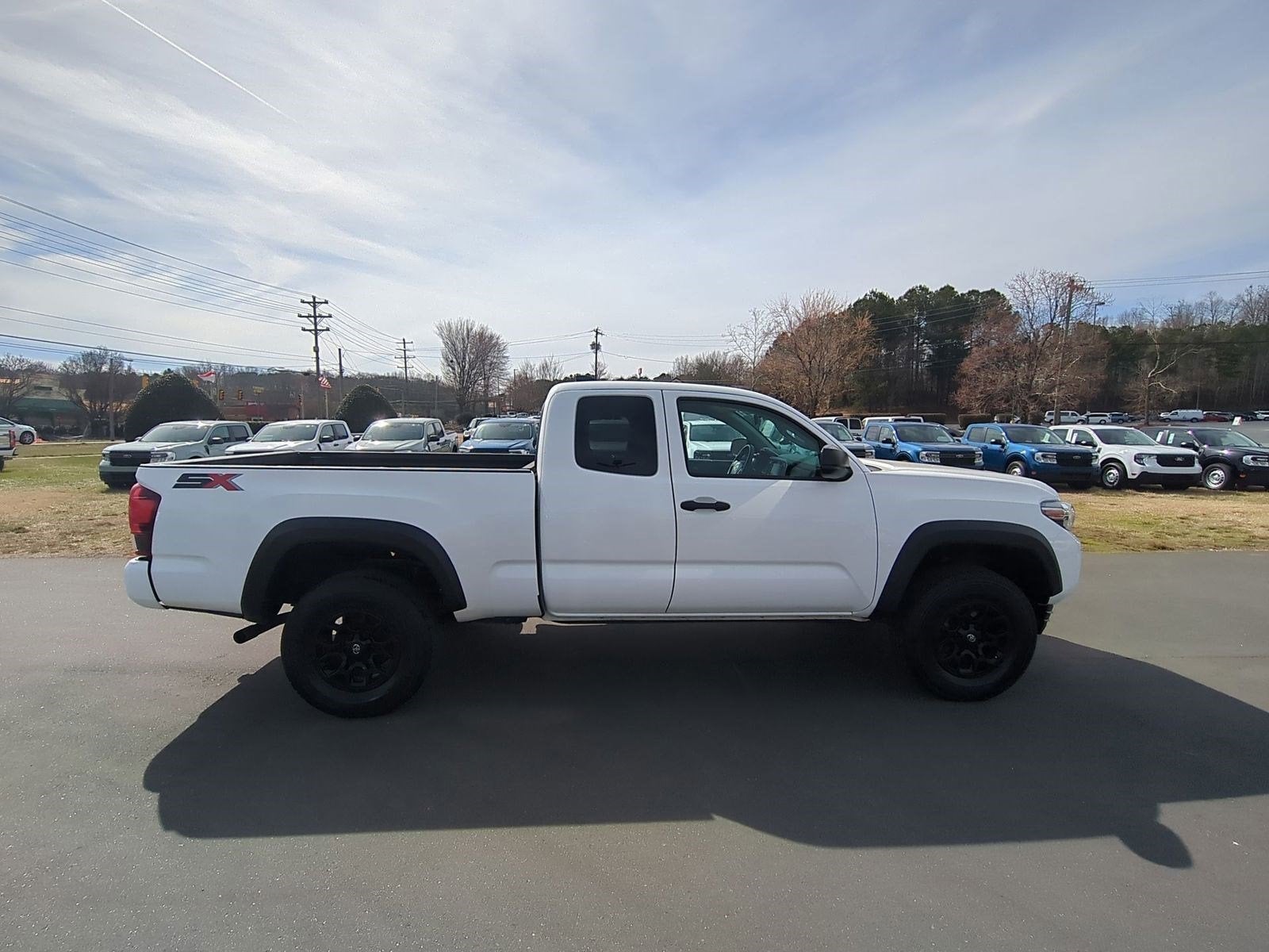 2022 Toyota Tacoma 2WD SR