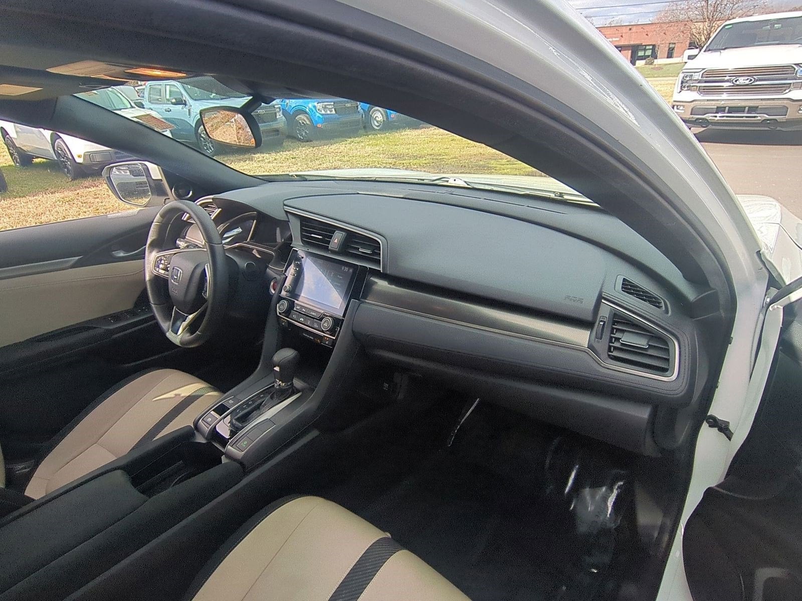 2019 Honda Civic Hatchback EX