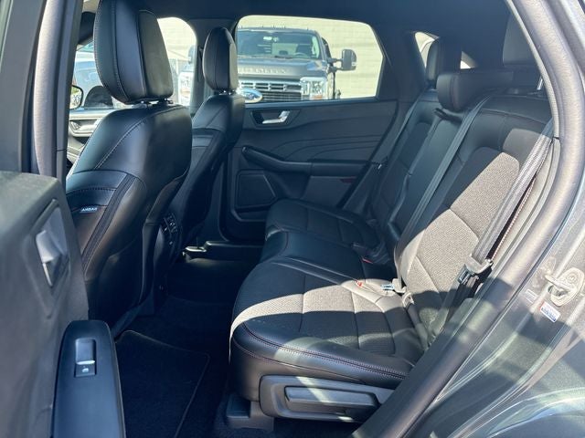 2025 Ford Escape Hybrid ST-Line