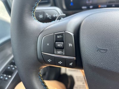 2025 Ford Maverick Lobo Standard